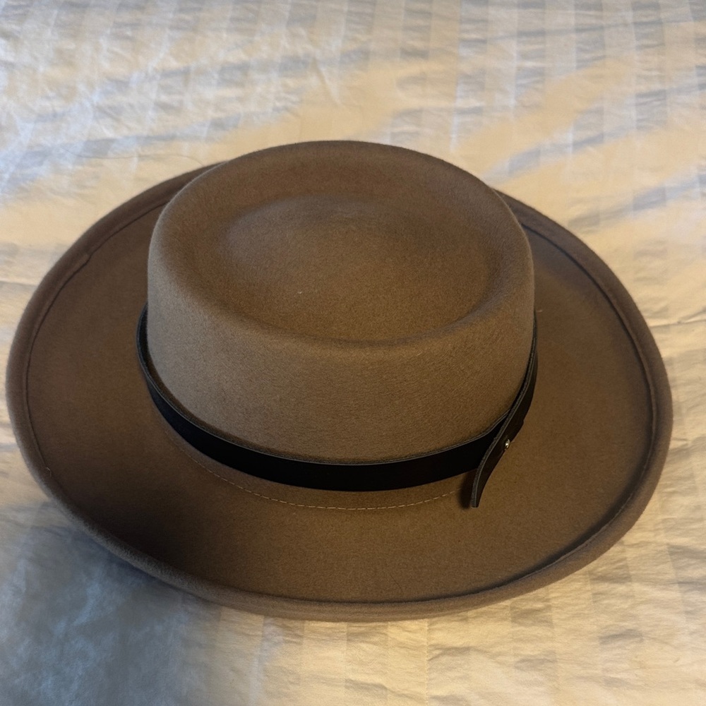 GIGI PIP Brown Hat with Dark Band